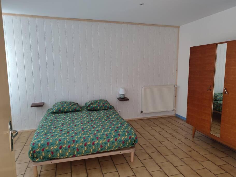Maison Pour 6 Personnes Lassicourt 外观 照片